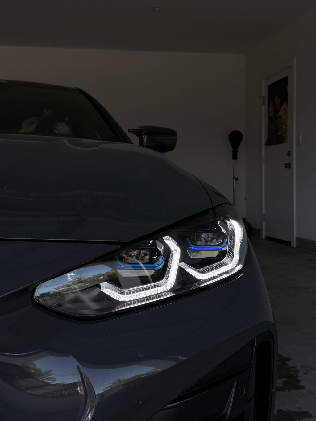 G80/G82/G22 BMW Laser Style headlights tri-color (2021+)