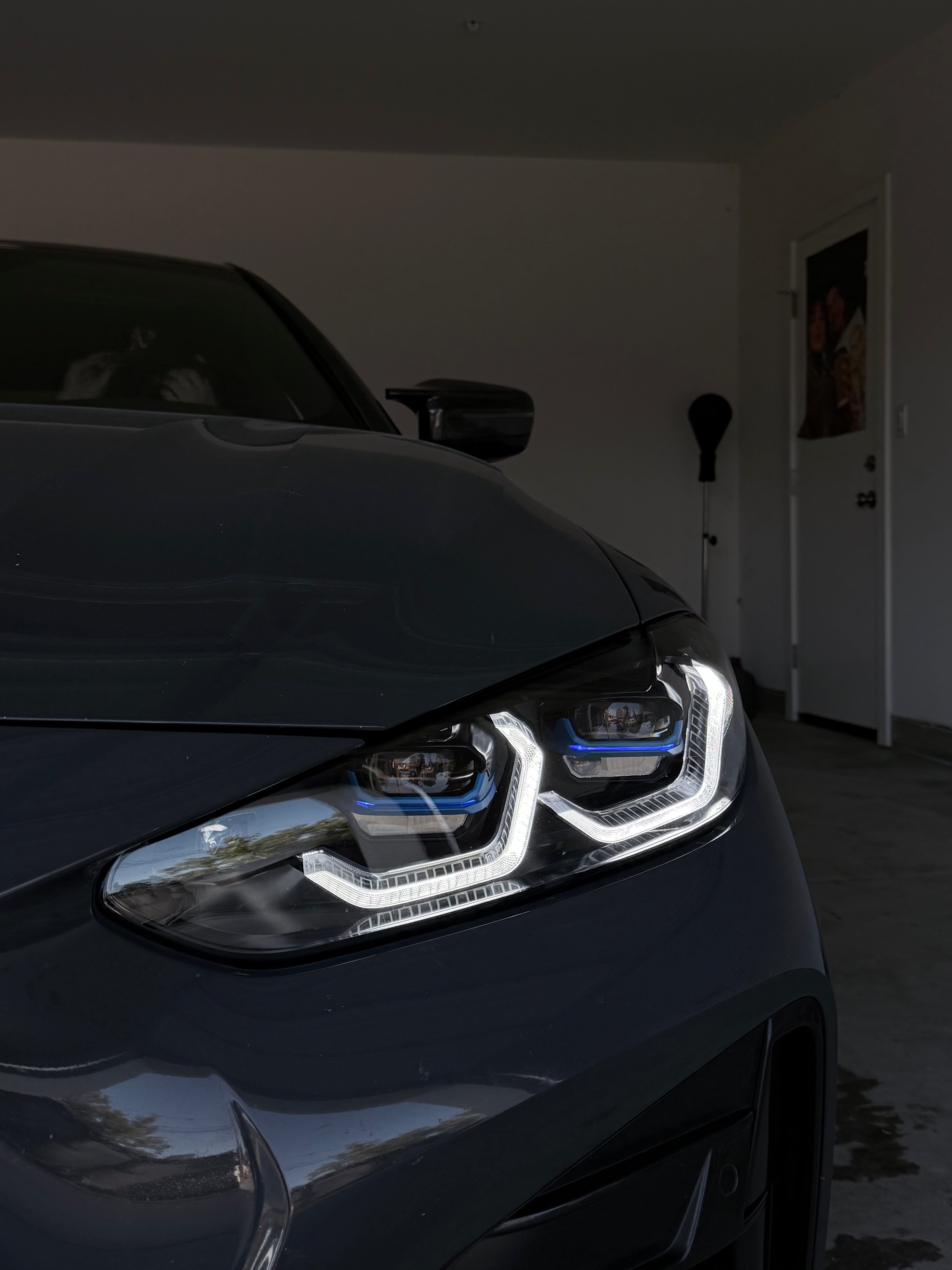 G80/G82/G22 BMW Laser Style headlights tri-color (2021+)