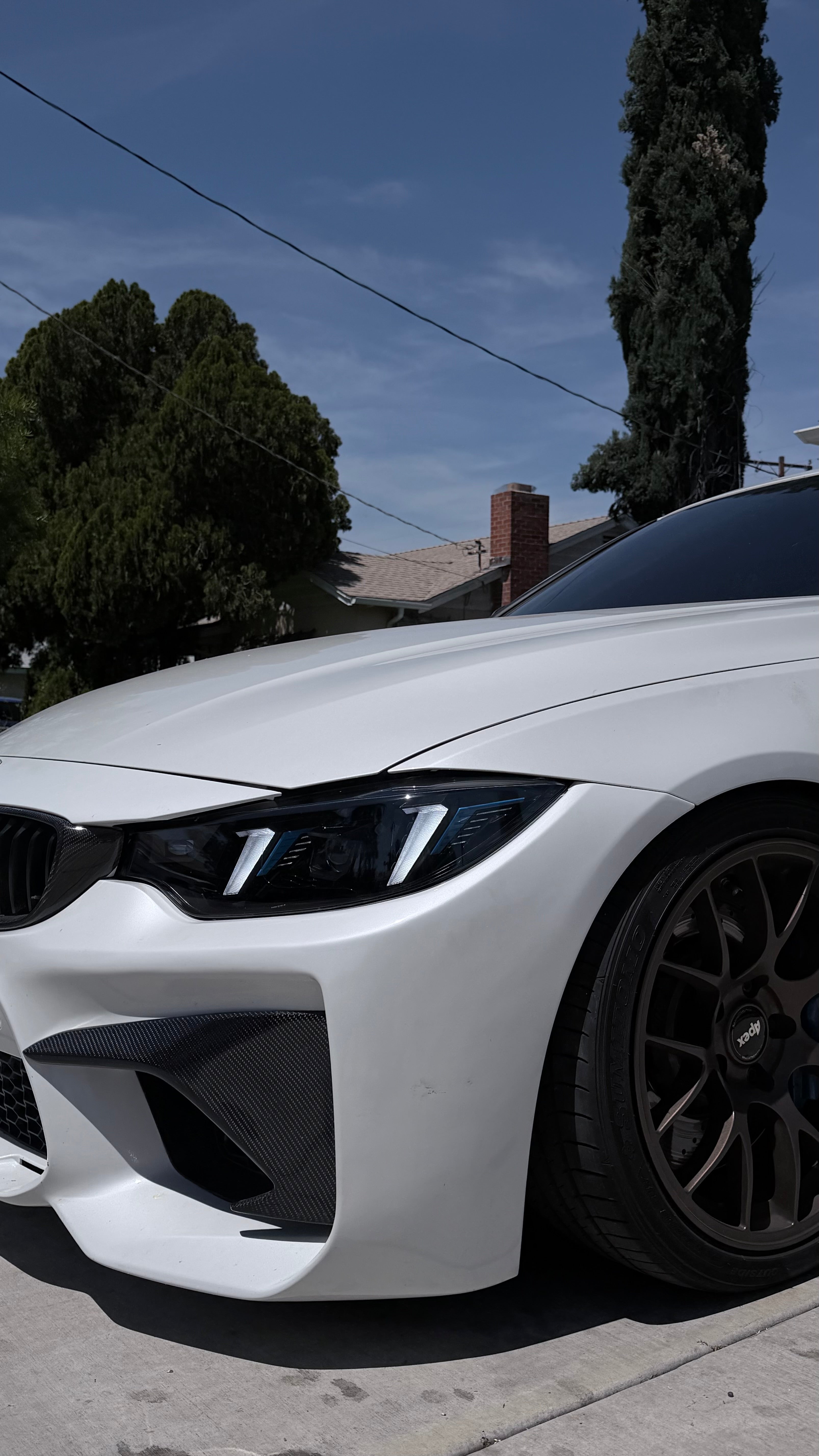 Snake Eye Style Yellow/White Color Switching LED Headlights - F80 M3 / F82 M4 / F32 4 Series Pre-LCI LED (2015-2017)